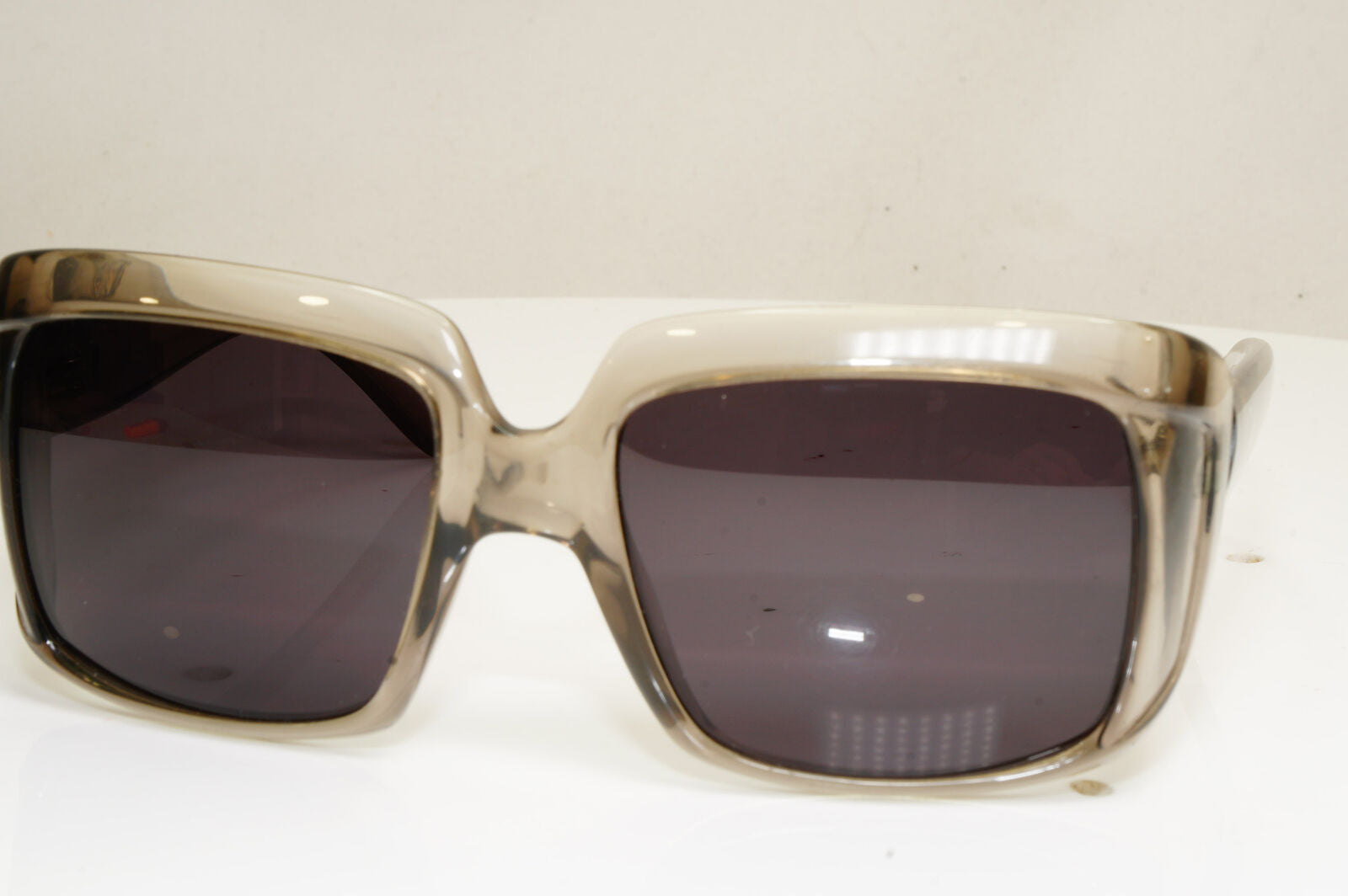 Authentic VERSACE Womens Vintage Medusa Sunglasses Grey Square 4034 228/11 29826
