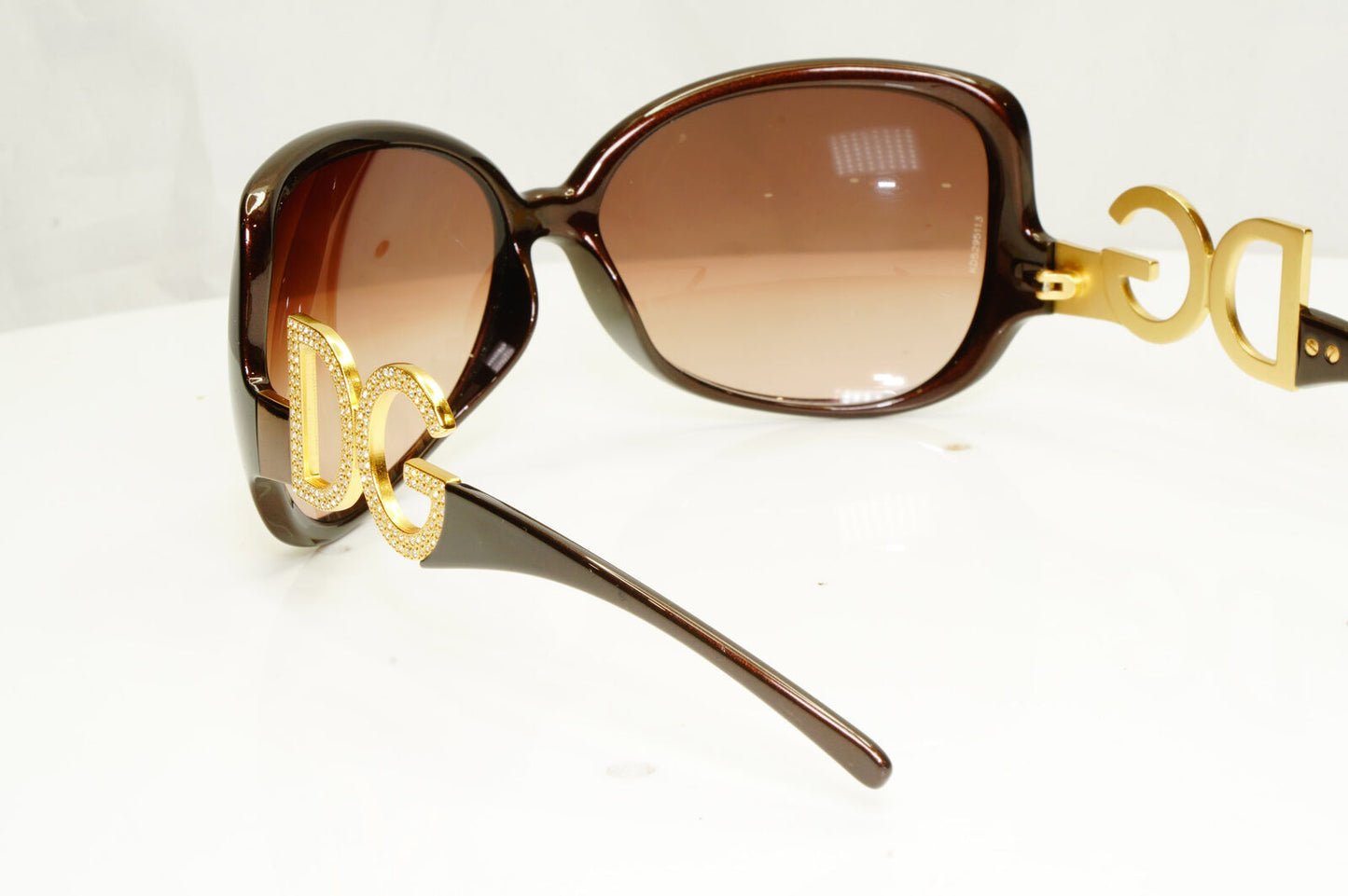 Authentic Dolce & Gabbana Womens Vintage Sunglasses Crystal DG 6011 502/73 34725