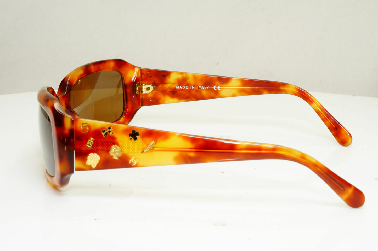 Chanel Gold Charms Sunglasses Brown Tortoise Vintage Womens 5142 574/3B 29988