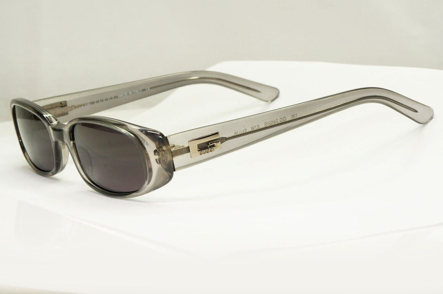 Gucci Sunglasses 1998 Vintage  Transparent Grey Rectangle GG 2452/S E7W 261024