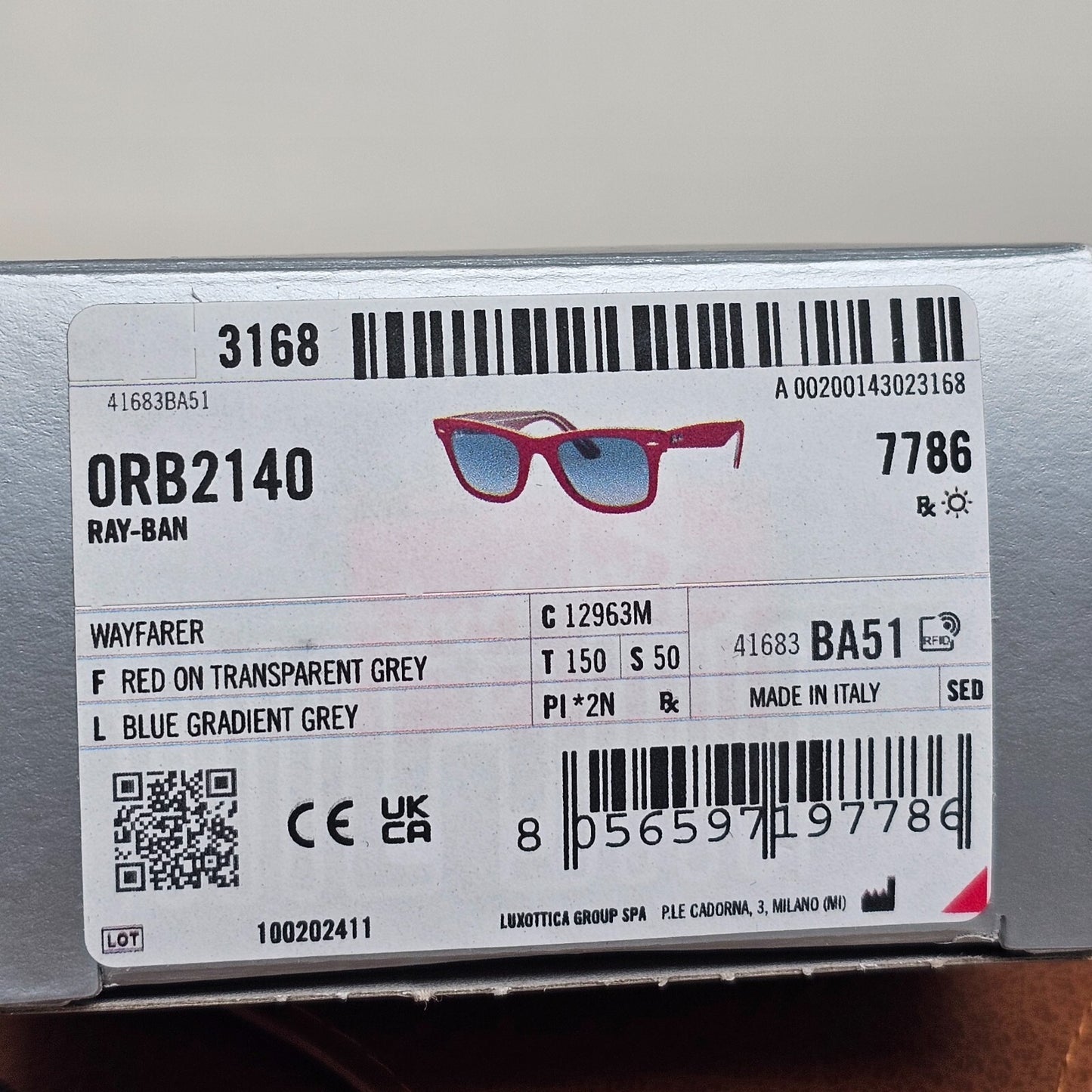 DAMAGED Ray-Ban Sunglasses Wayfarer Red Grey Gradient RB 2140 1296/3M 50mm