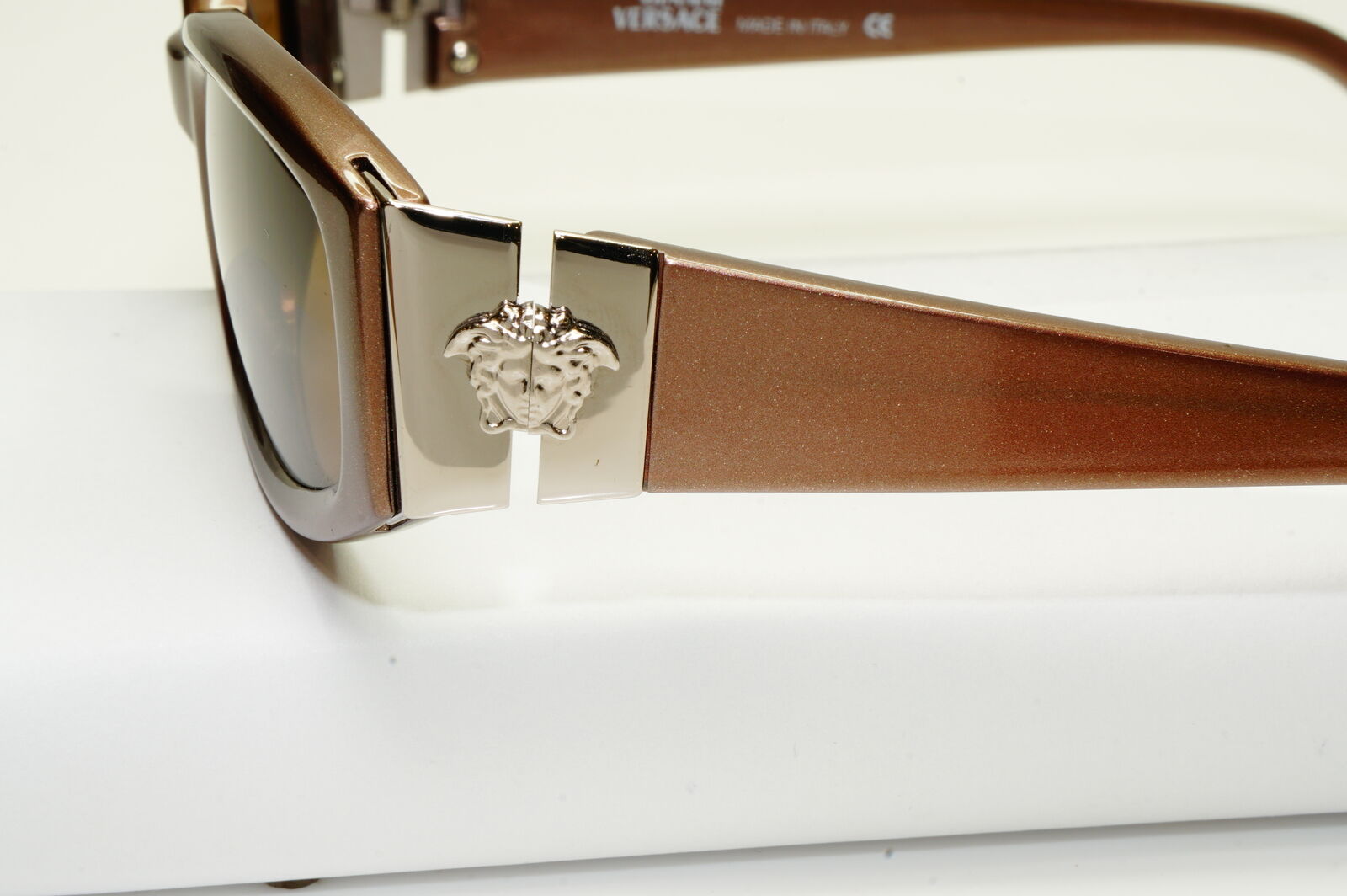 Gianni Versace 1996 Mens Vintage Brown Medusa Sunglasses MOD 253/M COL 341