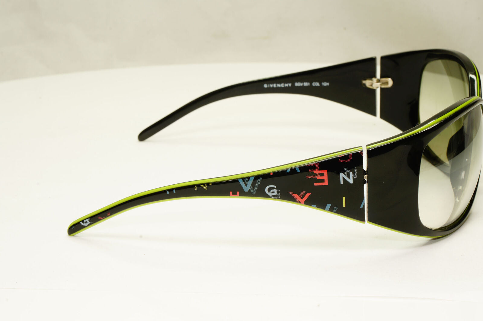 Givenchy Black Womens Vintage Designer Sunglasses SGV 551 1GH 36054