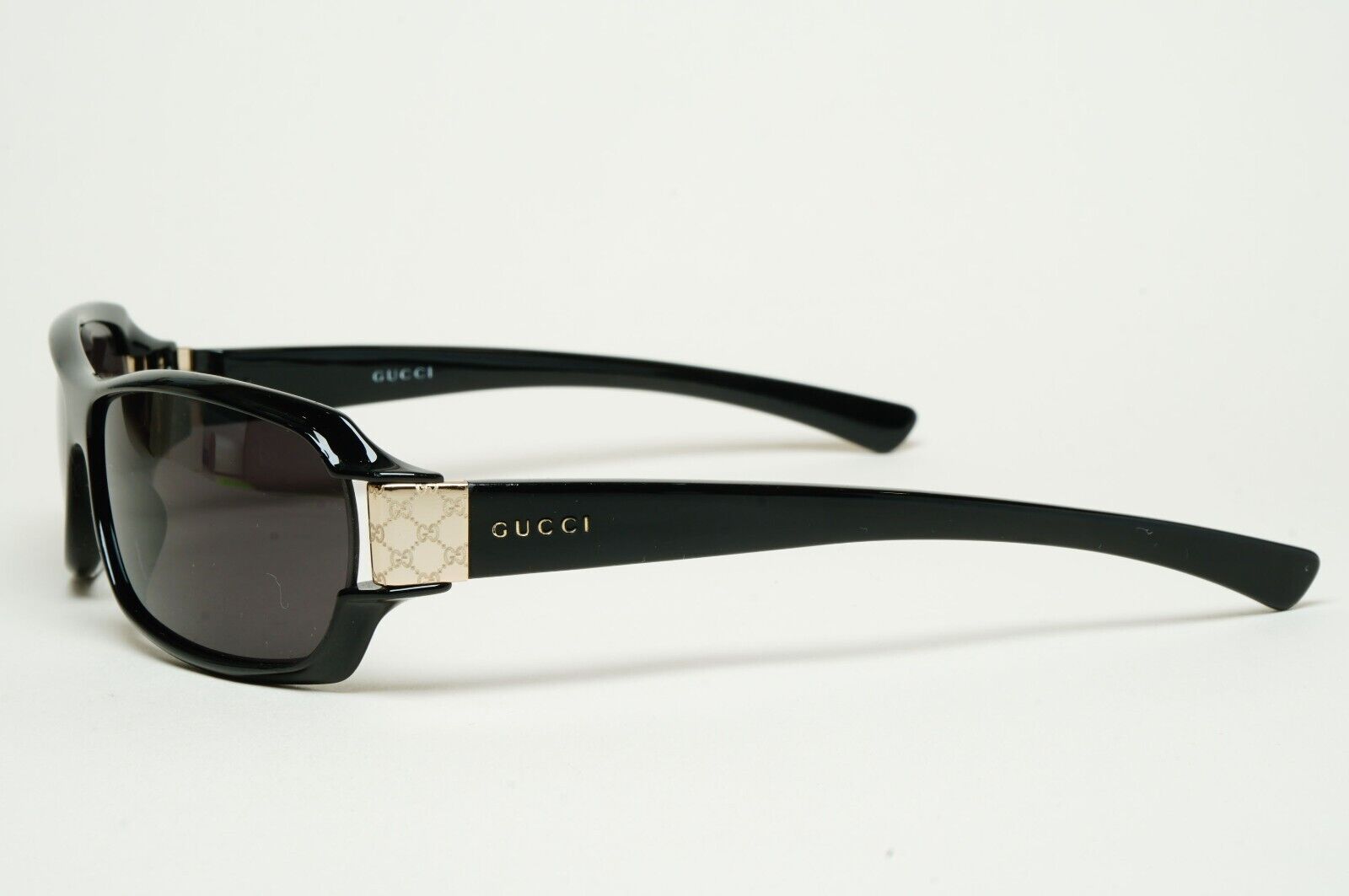 Gucci Sunglasses 1998 Vintage Black Gold Rectangle Unisex GG 2547/S PL4 180125
