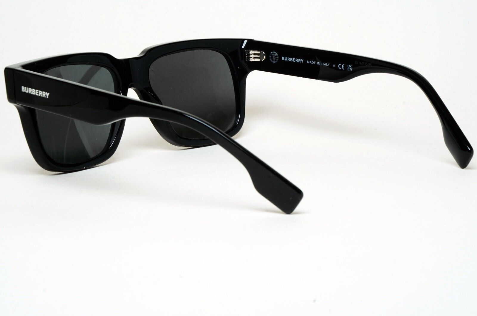 Burberry Sunglasses Hayden Black Square Dark Grey BE 4394 3001/87 54mm