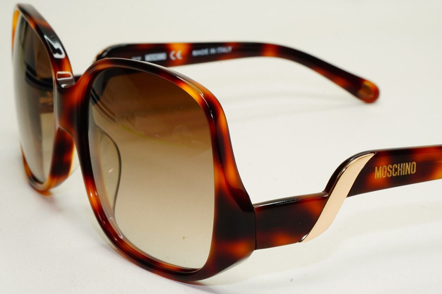 Moschino Sunglasses 2005 Vintage Brown Tortoise Square Gradient MO565 02 101124