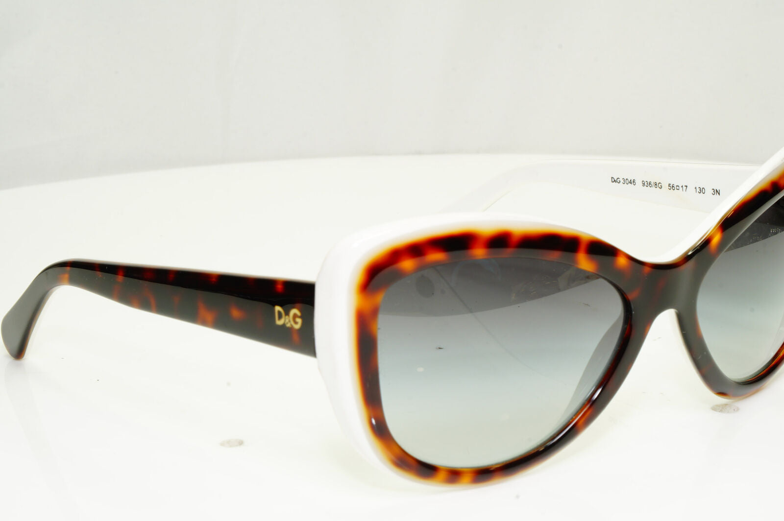 Authentic Dolce & Gabbana Womens Boxed Vintage Sunglasses D&G 3046 936/8G 33289