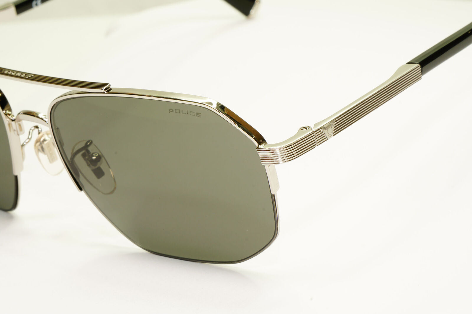 Police Lewis Hamilton F1 Sunglasses Silver Black Green Pilot 04 SPL A25 COL 0579
