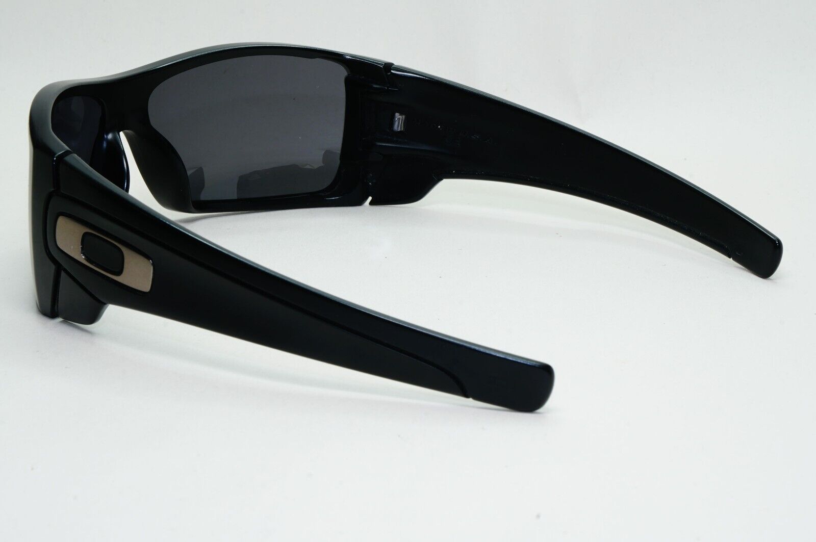 Oakley Sunglasses Batwolf Polarized Black Matte Shield Visor OO 9101 04 041124