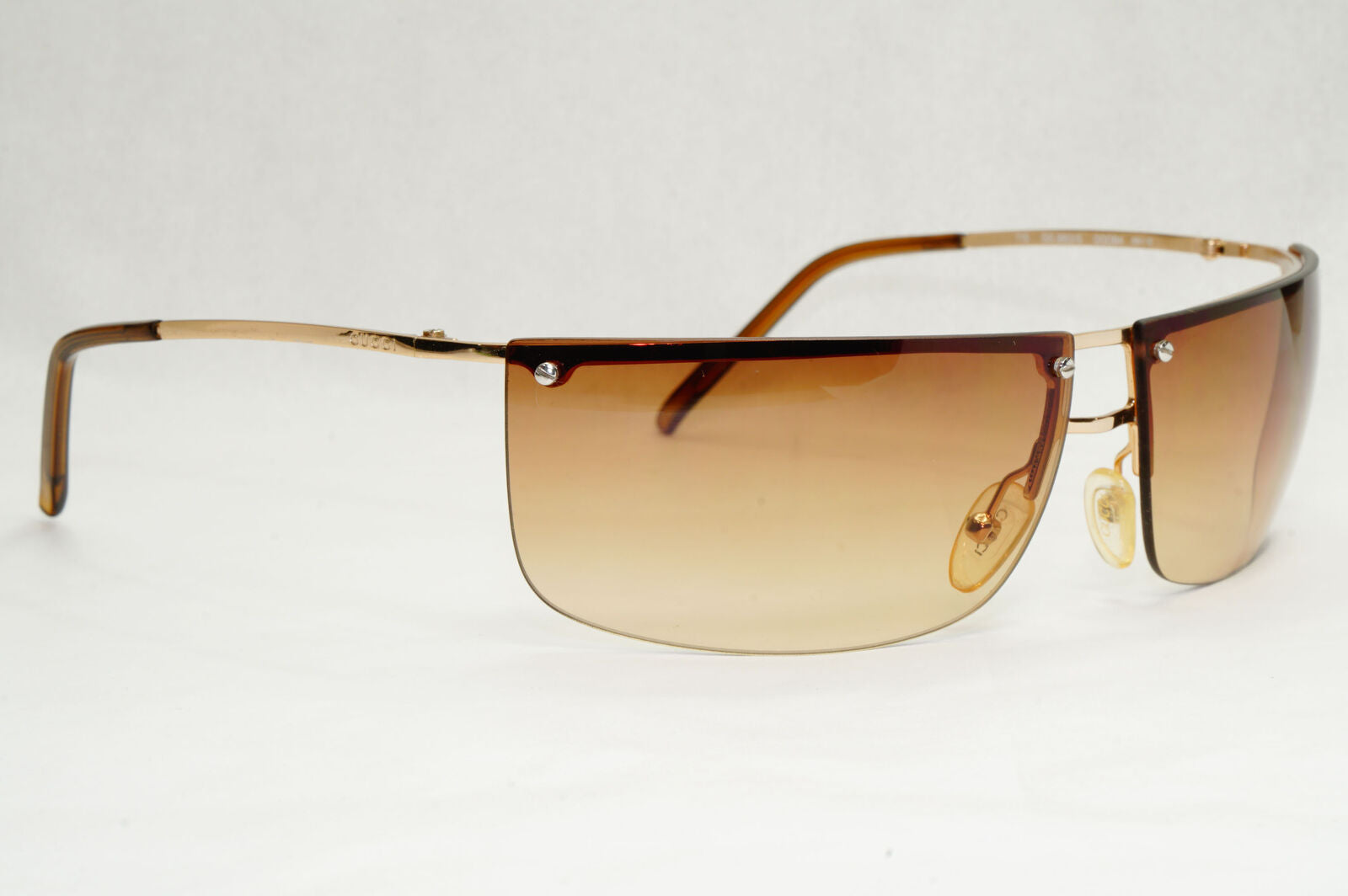 Gucci Sunglasses 2003 Vintage Wrap Gold Brown Gradient GG 2653/S OOOBA 130124