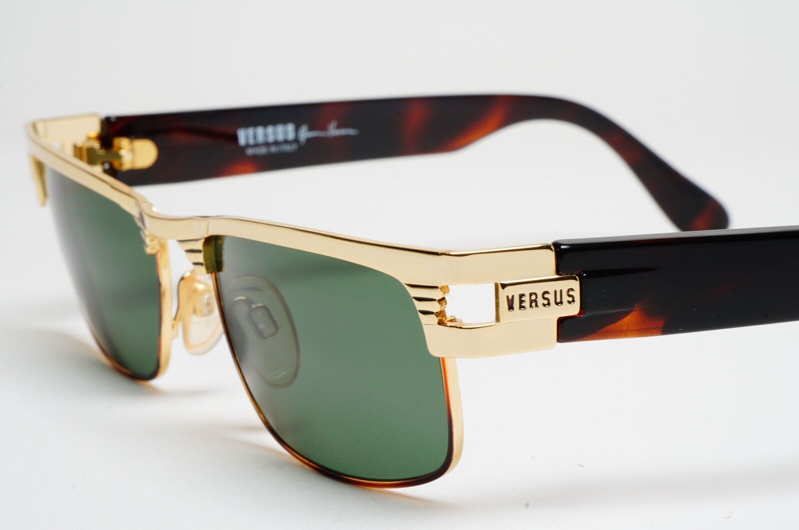 Versus Sunglasses 1996 by Gianni Versace Vintage Gold Green MOD F27 COL 36M