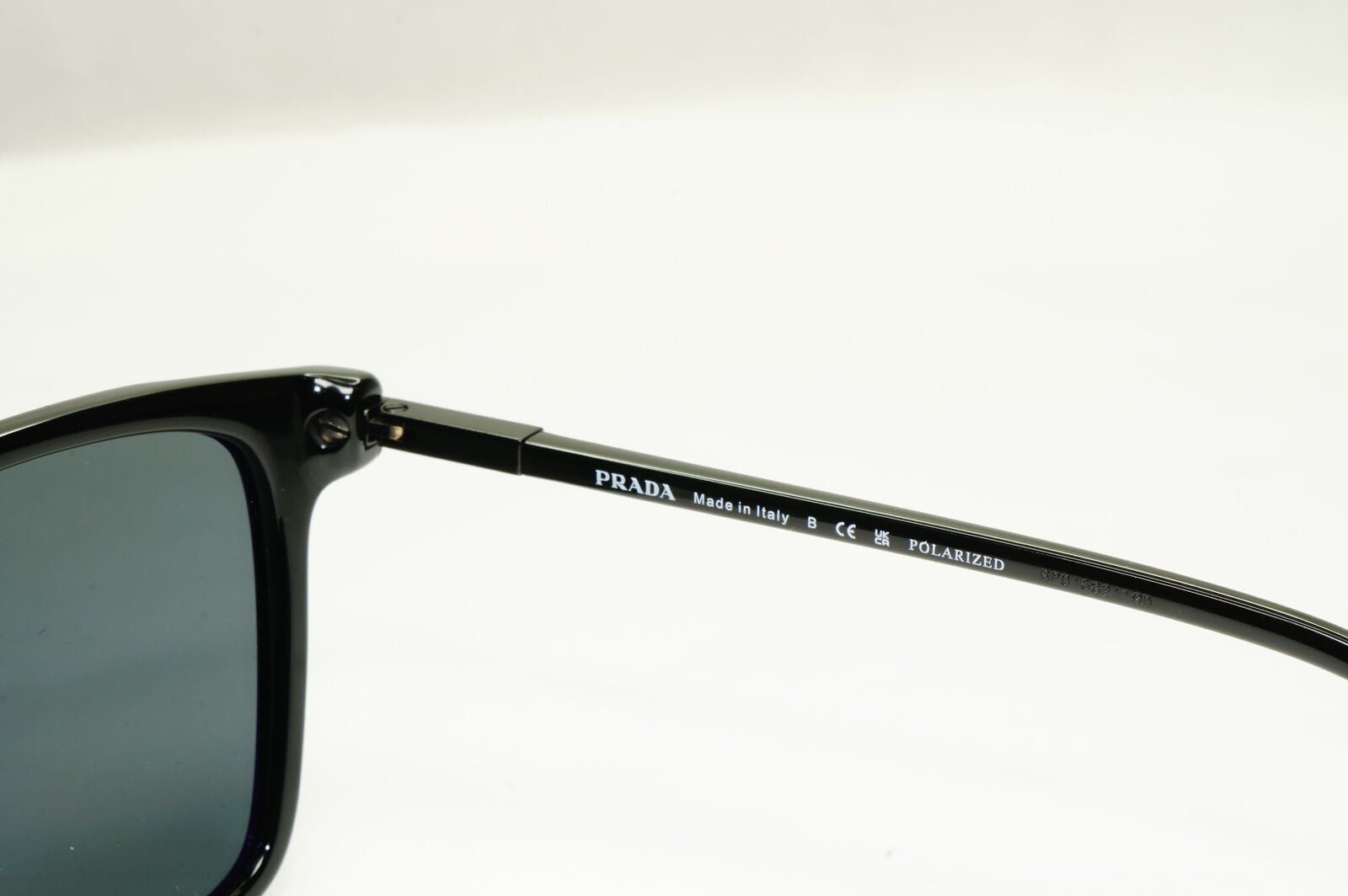 Prada Sunglasses Polarized Glass Lens Black Square Grey PR19XS SPR 19X 07F-08G