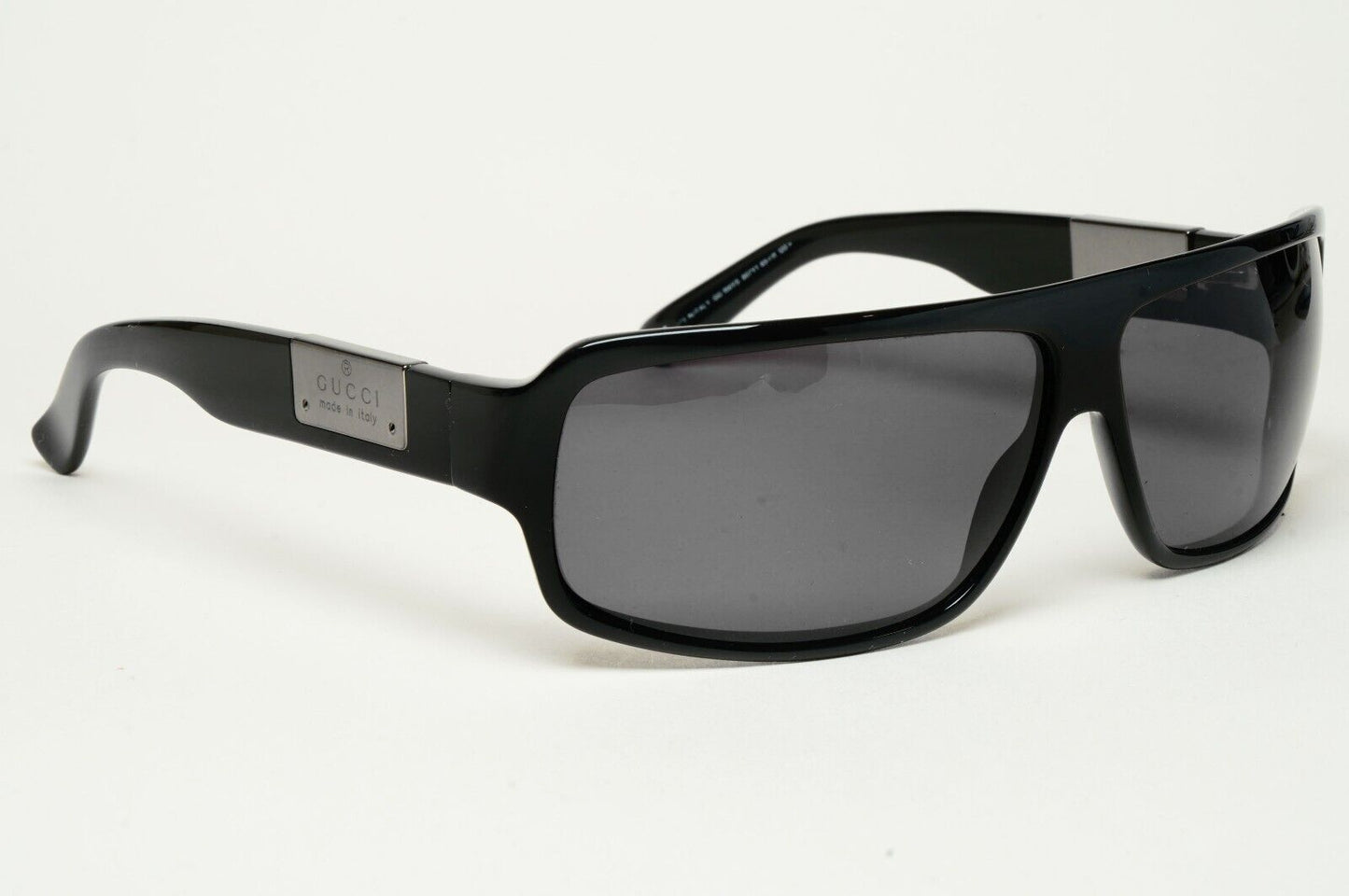 Gucci Sunglasses 2001 Vintage Wrap Black Grey Retro GG 1561/S 807/Y1 210125