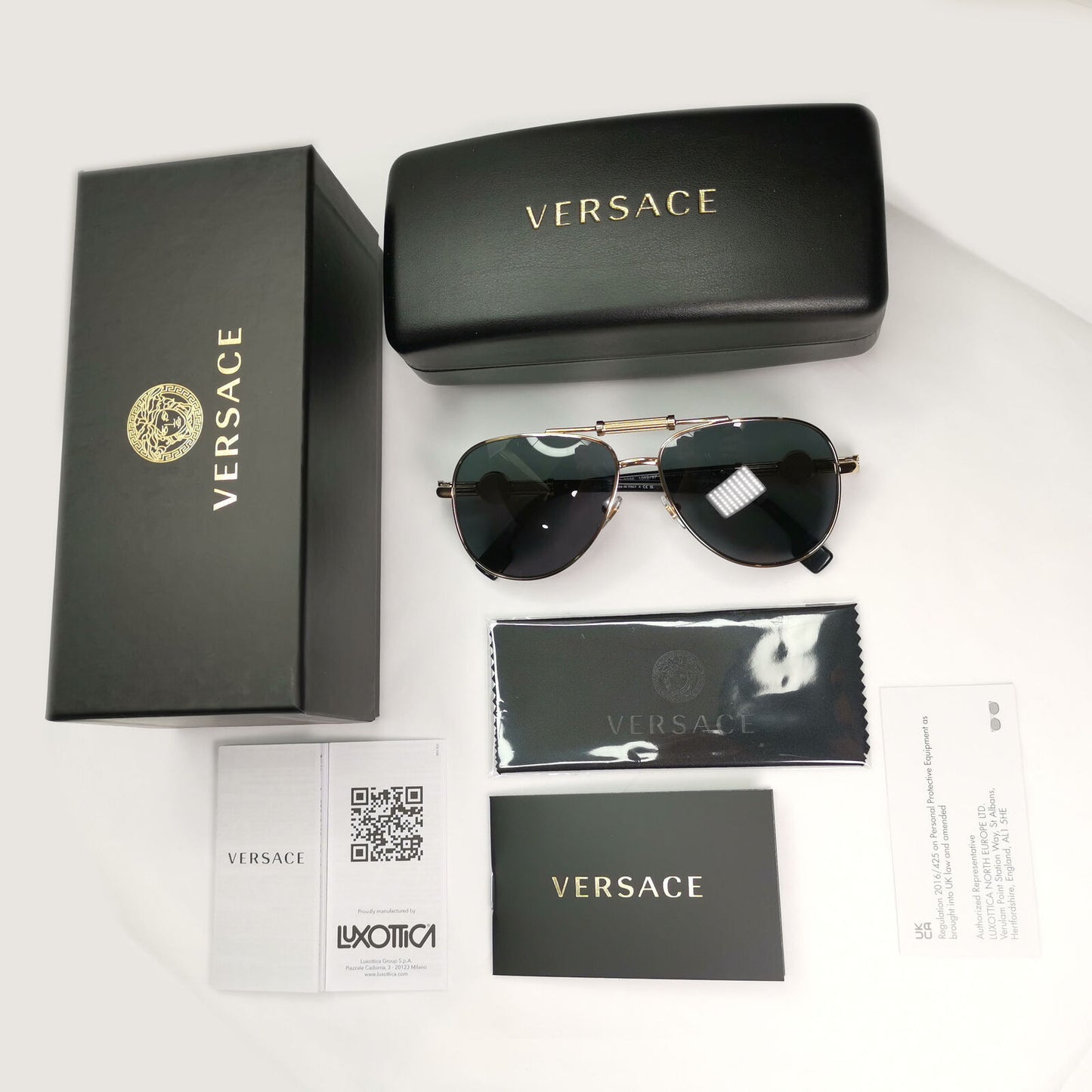 Versace Sunglasses Black Gold Pilot Medusa Metal MOD VE 2236 1002/87 59mm