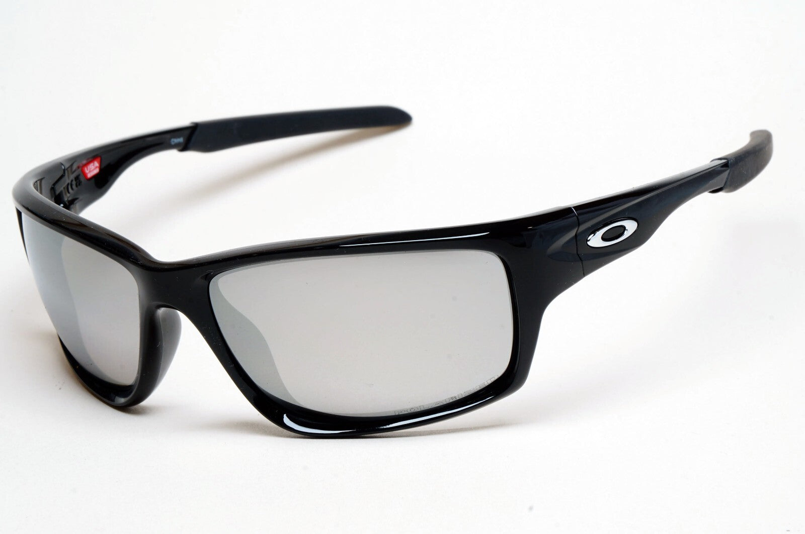 Oakley Sunglasses Polarized Canteen Black Silver Chrome Iridium OO 9225 08