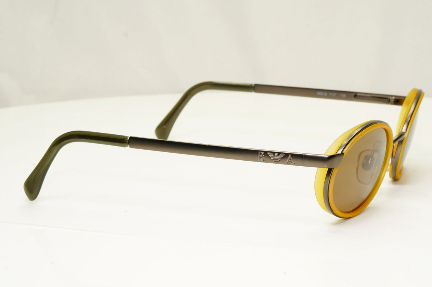 Emporio Armani 1997 Vintage Sunglasses Mens Womens Metal Honey Oval 085-S 1107