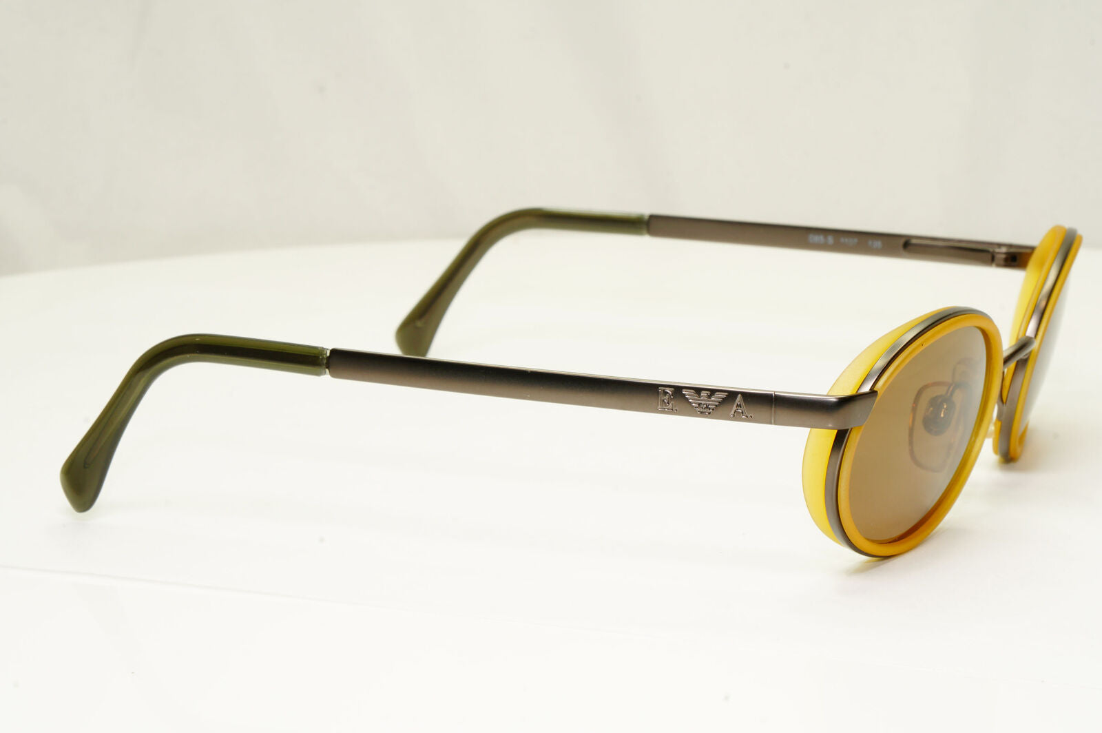 Emporio Armani 1997 Vintage Sunglasses Mens Womens Metal Honey Oval 085-S 1107