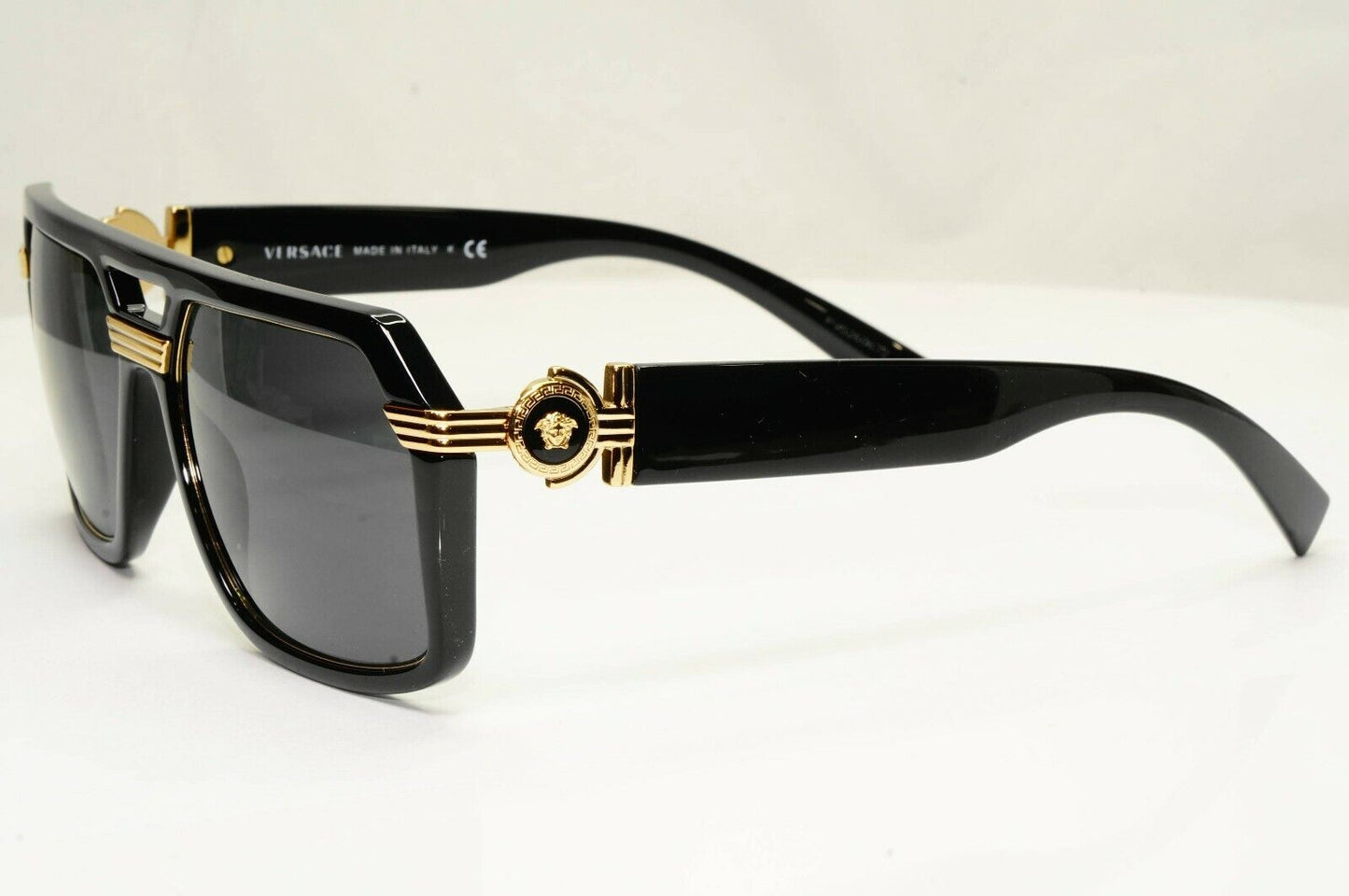 Authentic Versace Mens Black Gold Medusa Square Sunglasses 4399 GB1/87