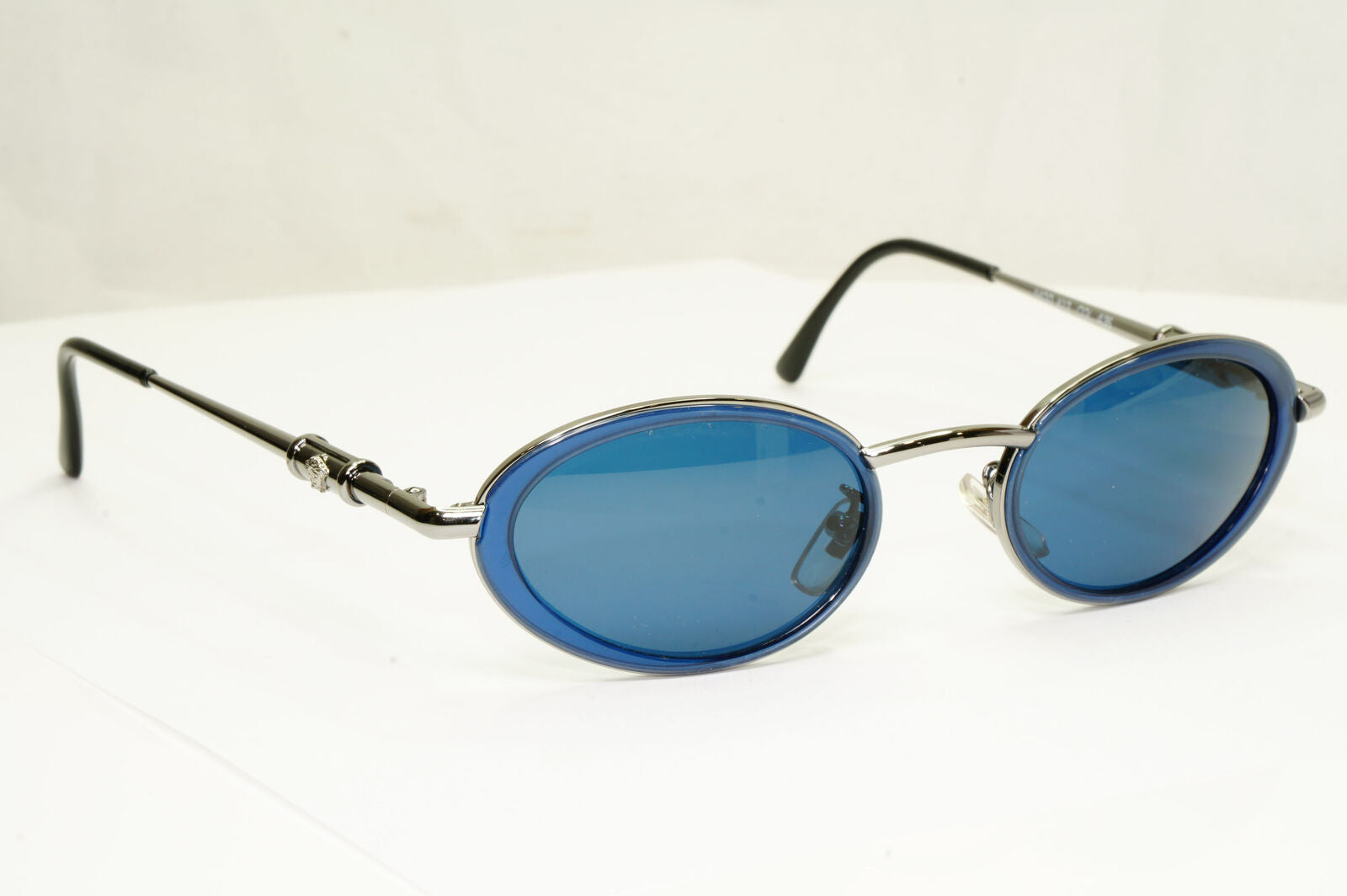Gianni Versace 1996 Vintage Womens Blue Silver Medusa Sunglasses MOD X13 COL A35
