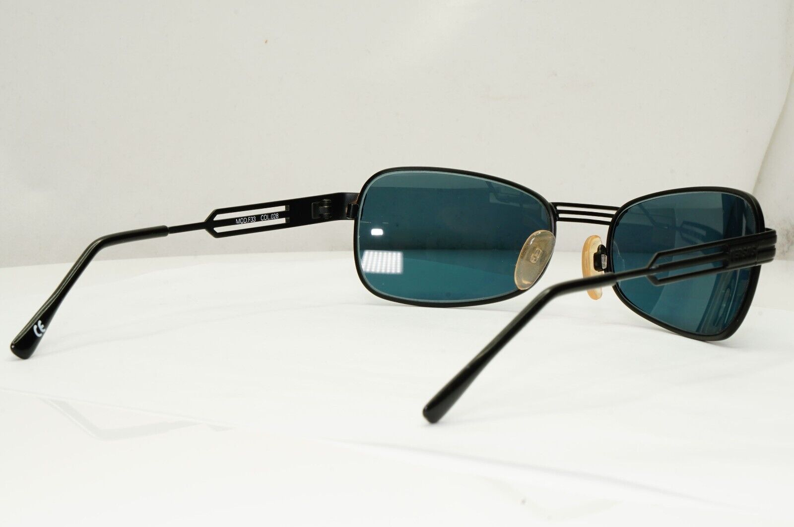 Versus 1996 by Gianni Versace Vintage Black Blue Grey Sunglasses MOD F33 COL 028