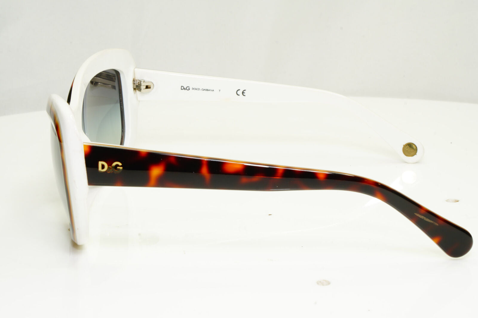 Authentic Dolce & Gabbana Womens Boxed Vintage Sunglasses D&G 3046 936/8G 33289