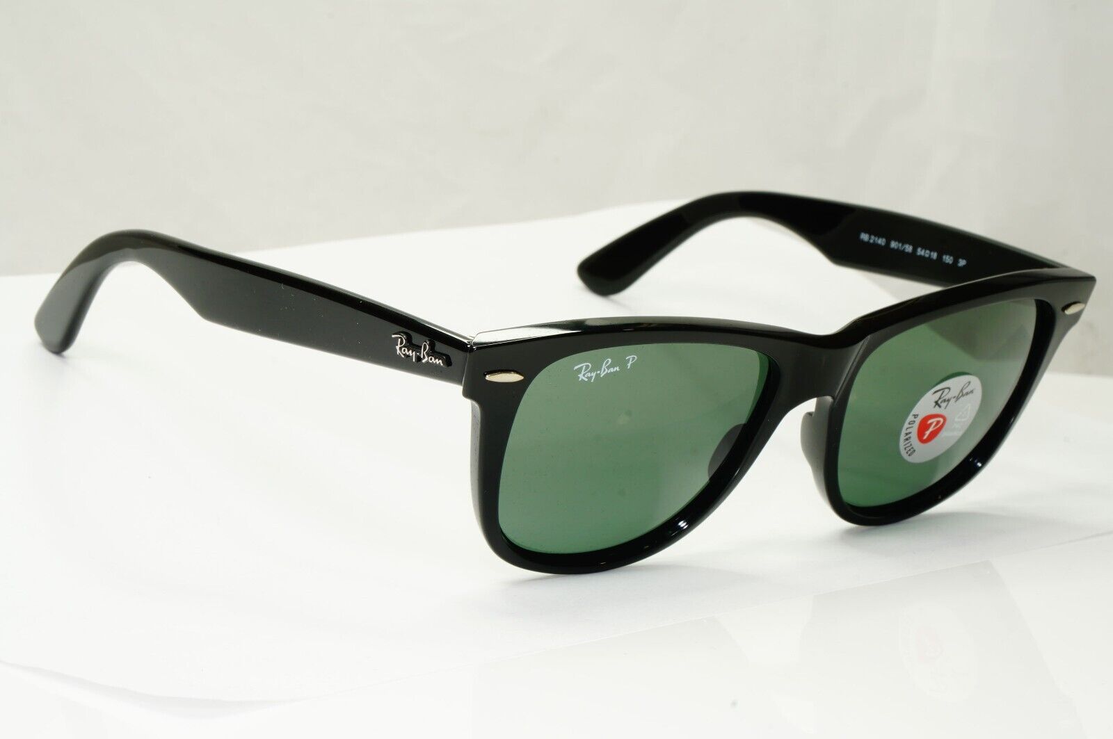 Ray-Ban Sunglasses Wayfarer Polarised Square Black RB 2140 901/58 Large 54mm