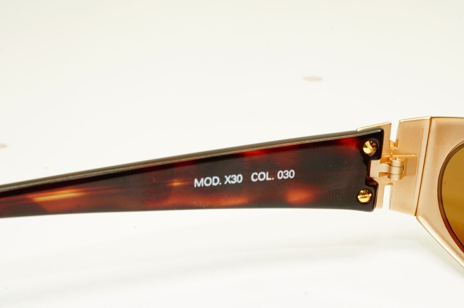Gianni Versace 1996 Vintage Gold Brown Medusa Metal Sunglasses MOD X30 COL 030