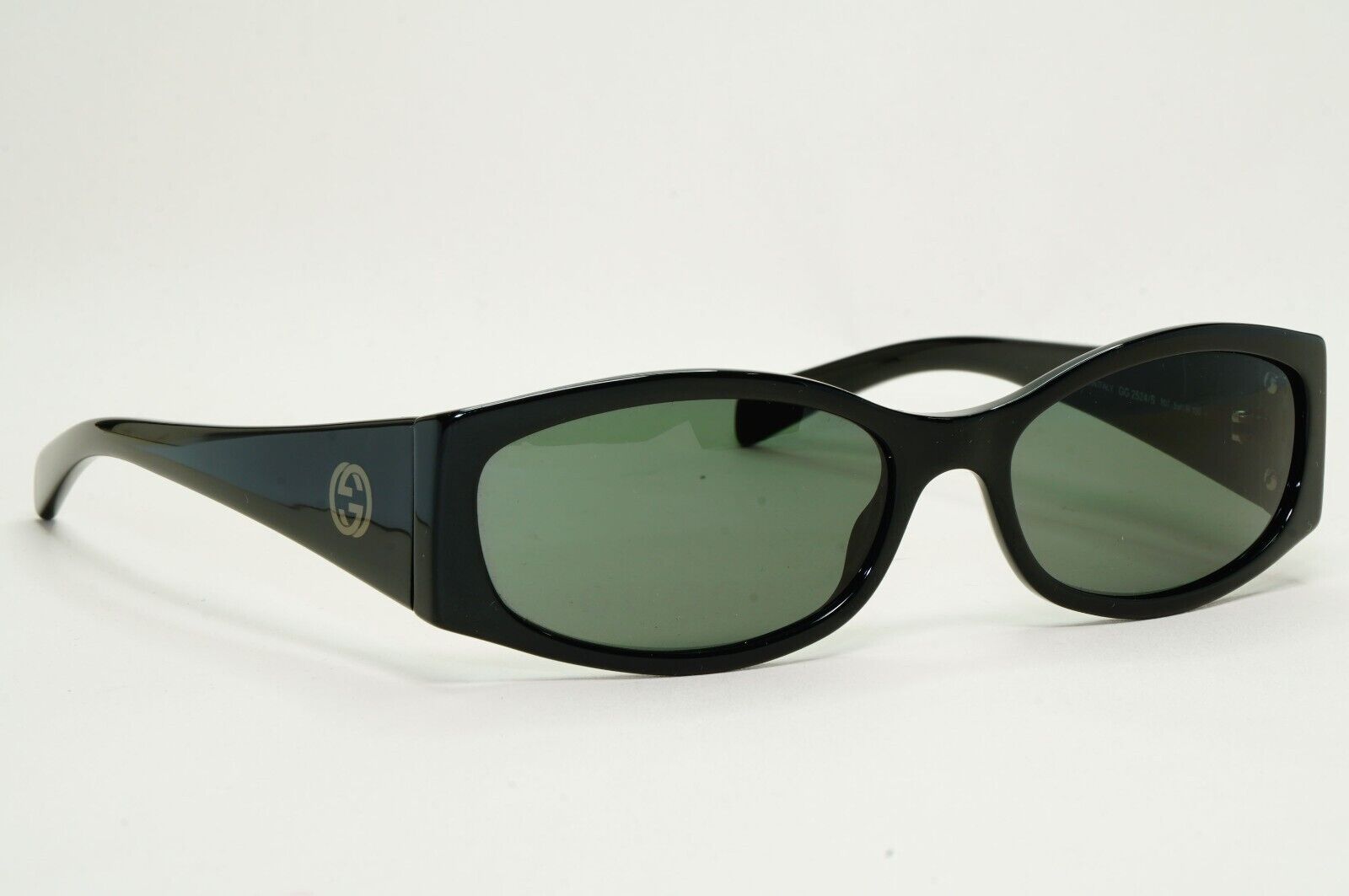 Gucci Sunglasses 1999 Vintage Black Green Rectangle GG 2524/S 807 081024