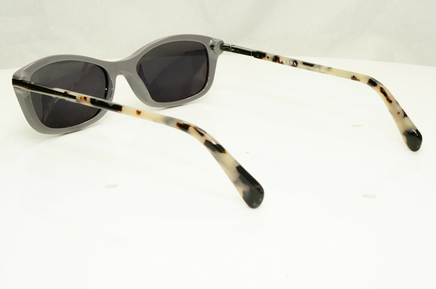Authentic PRADA Womens Vintage Sunglasses Grey HAVANA VPR 04P TFN-101 27735