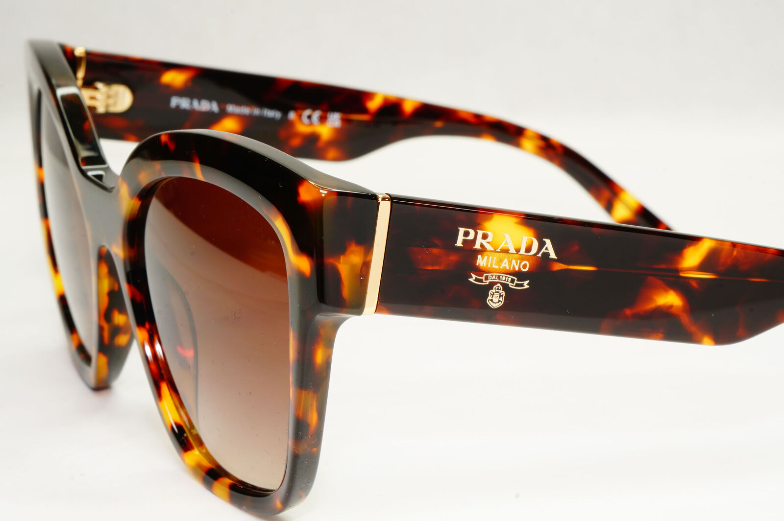 Prada Sunglasses Honey Brown Tortoiseshell Square PR17ZS SPR 17Z VAU-6S1 54mm