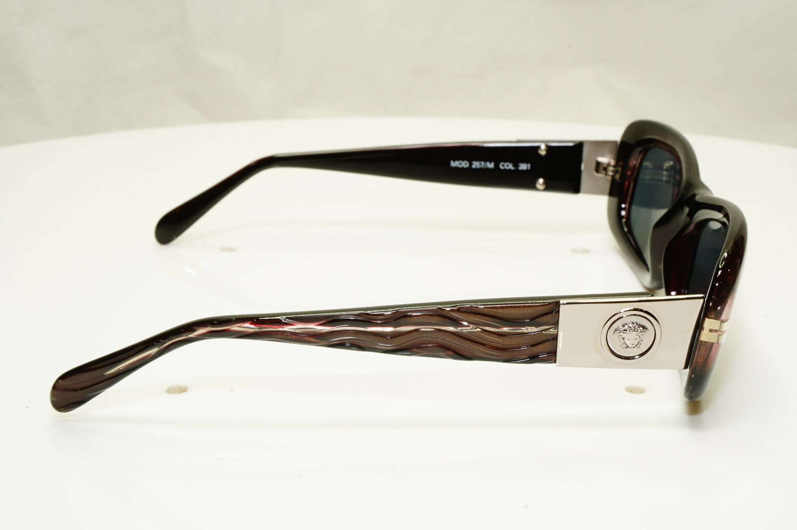 Gianni Versace 1996 Unisex Vintage Brown Medusa Sunglasses MOD 257/M COL 381