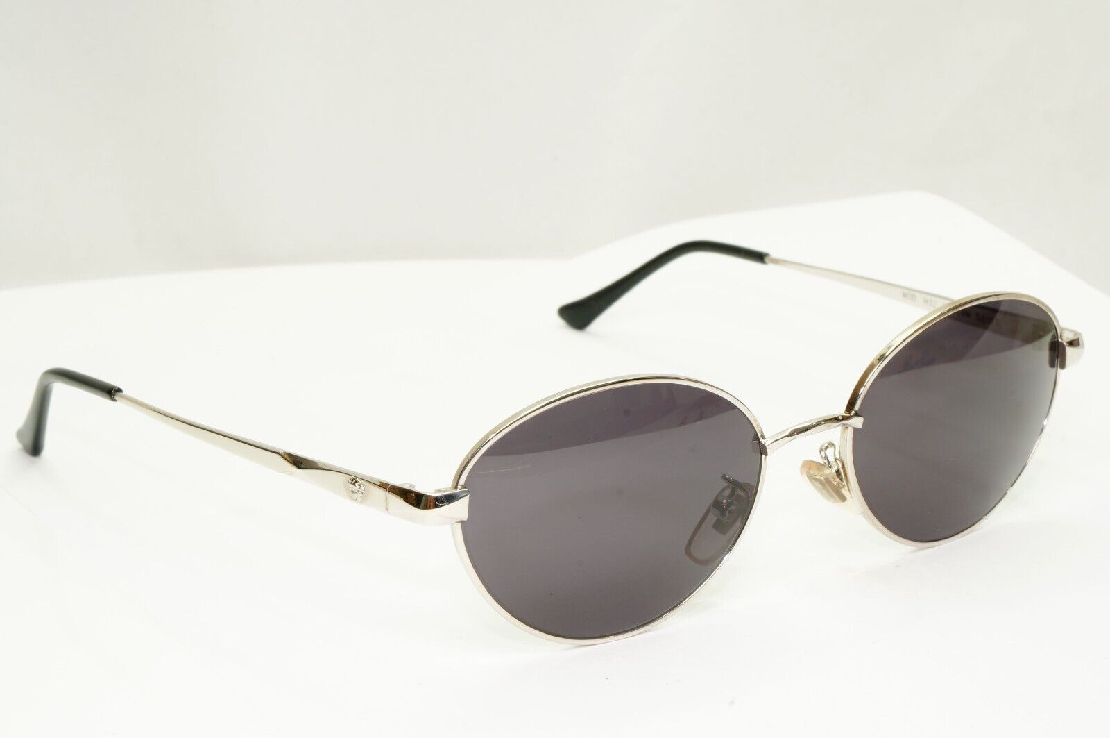 Gianni Versace 1995 Sunglasses Vintage Silver Black Metal Medusa MOD H32 COL 26M