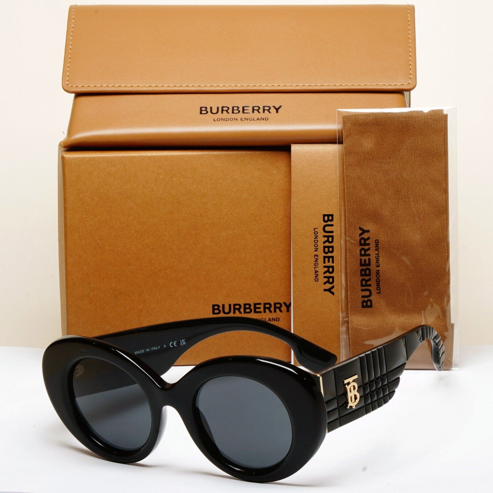 Burberry Sunglasses Margot Black Gold Large Oval BE 4370-U 3001/87 49mm