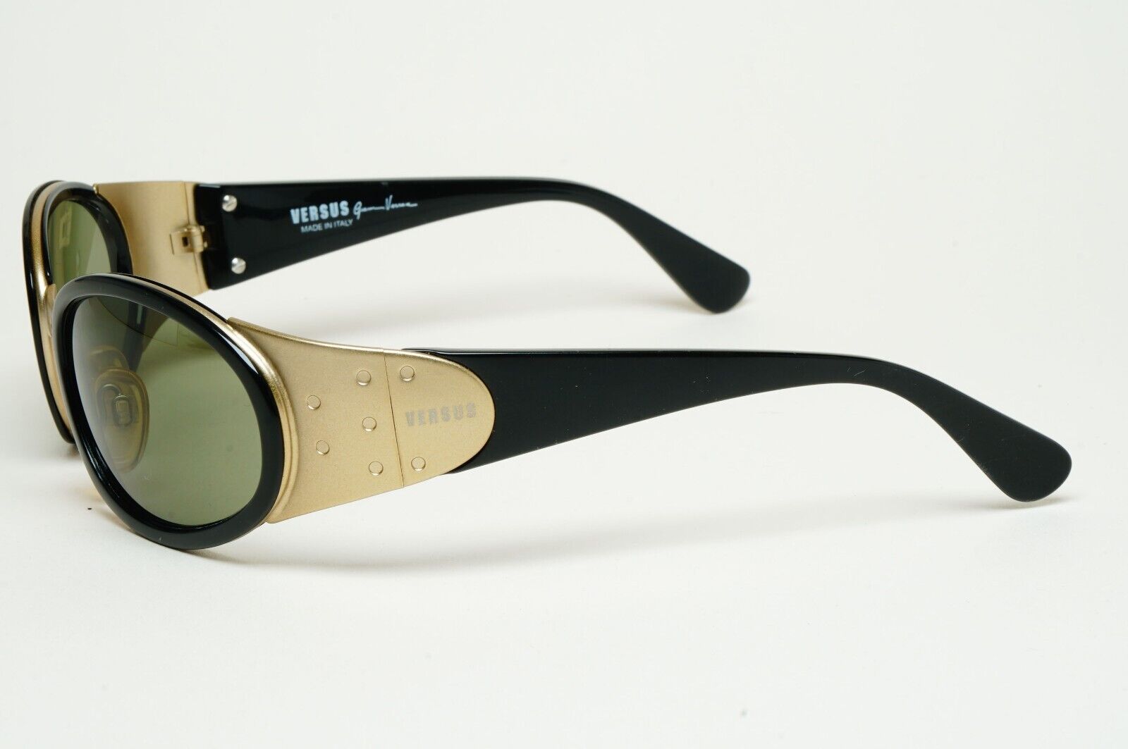 Versus Sunglasses 1996 by Gianni Versace Vintage Black Bronze MOD R50 COL 86M