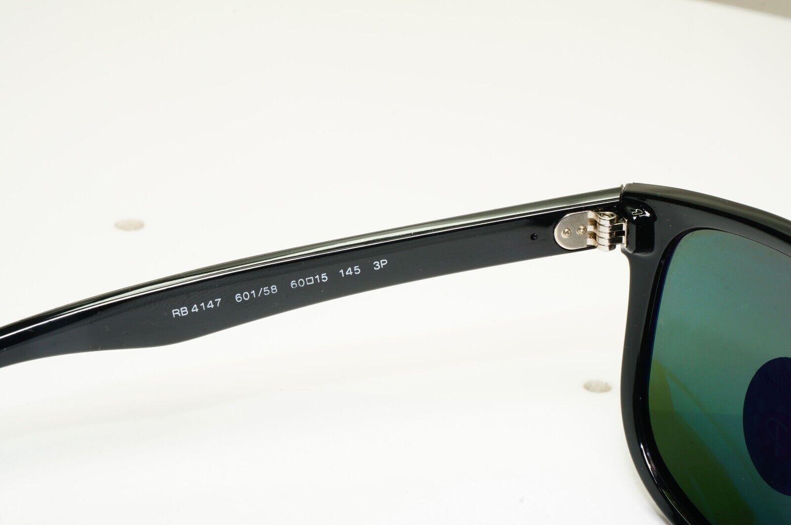 Ray-Ban Sunglasses Polarised Black Green Square Boyfriend RB 4147 601/58 60mm