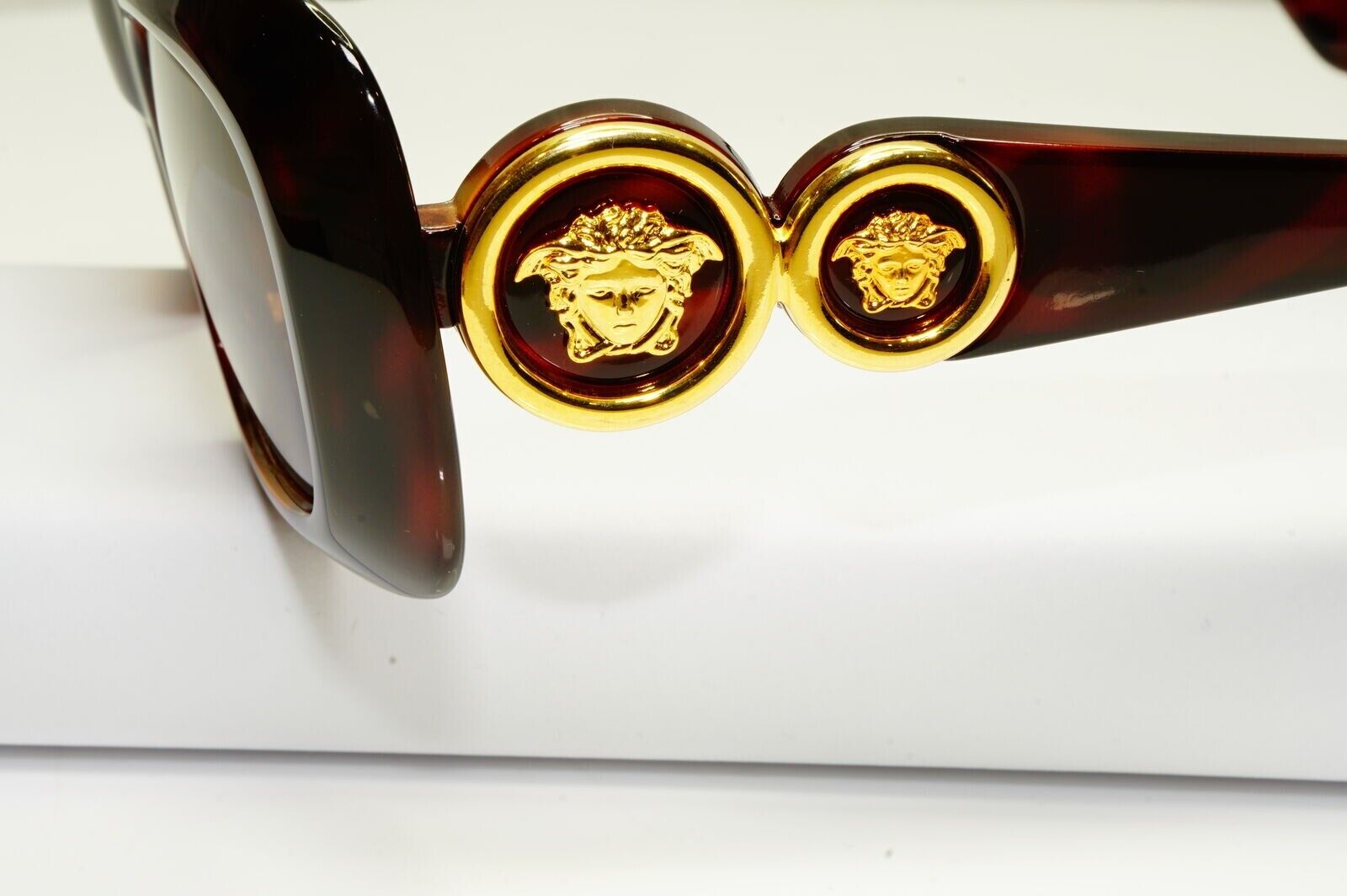 Gianni Versace 1996 Womens Vintage Gold Medusa Sunglasses MOD 417 COL 900