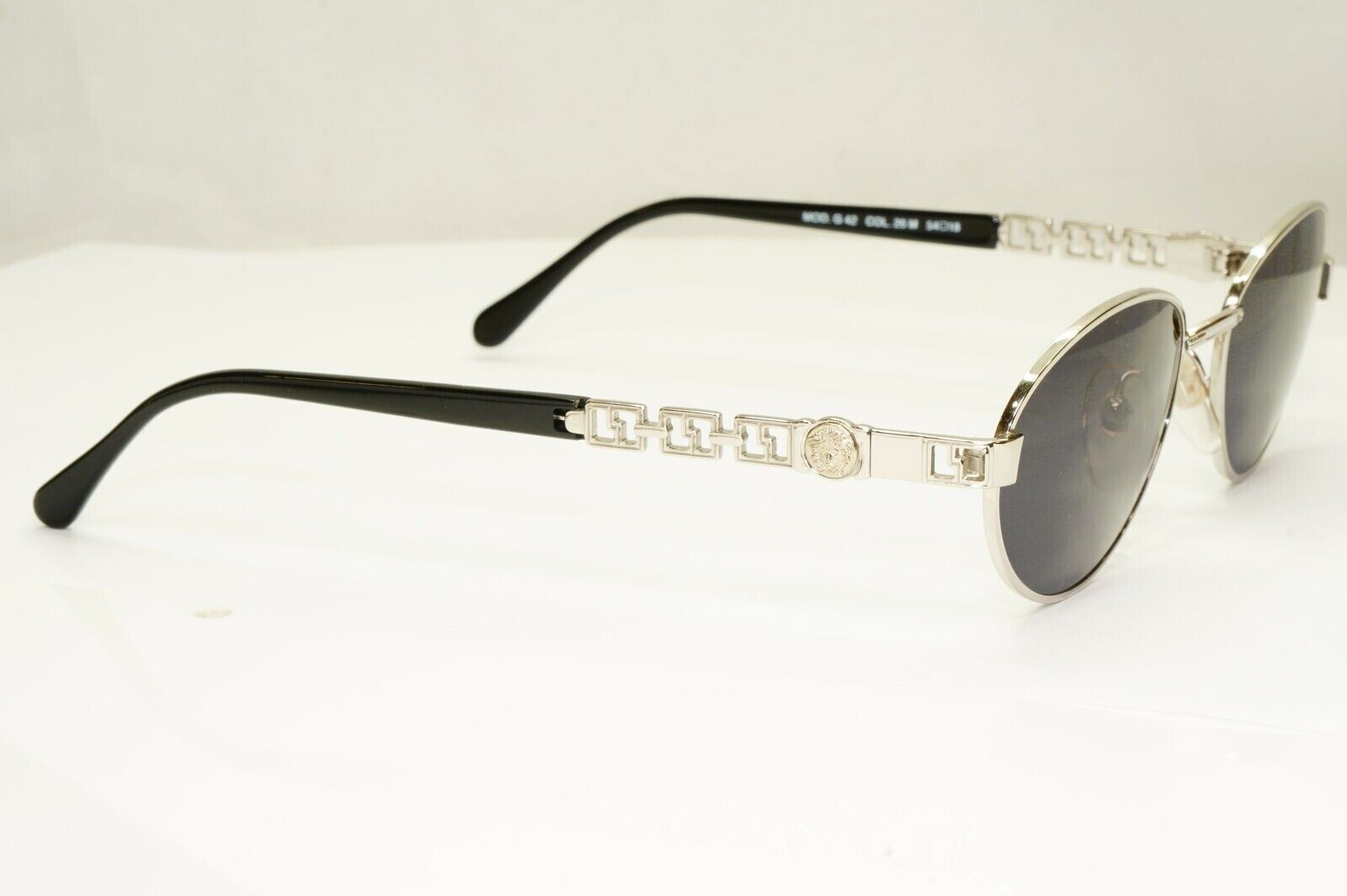 Gianni Versace 1995 Vintage Silver Medusa Oval Black Sunglasses MOD G42 COL 26M