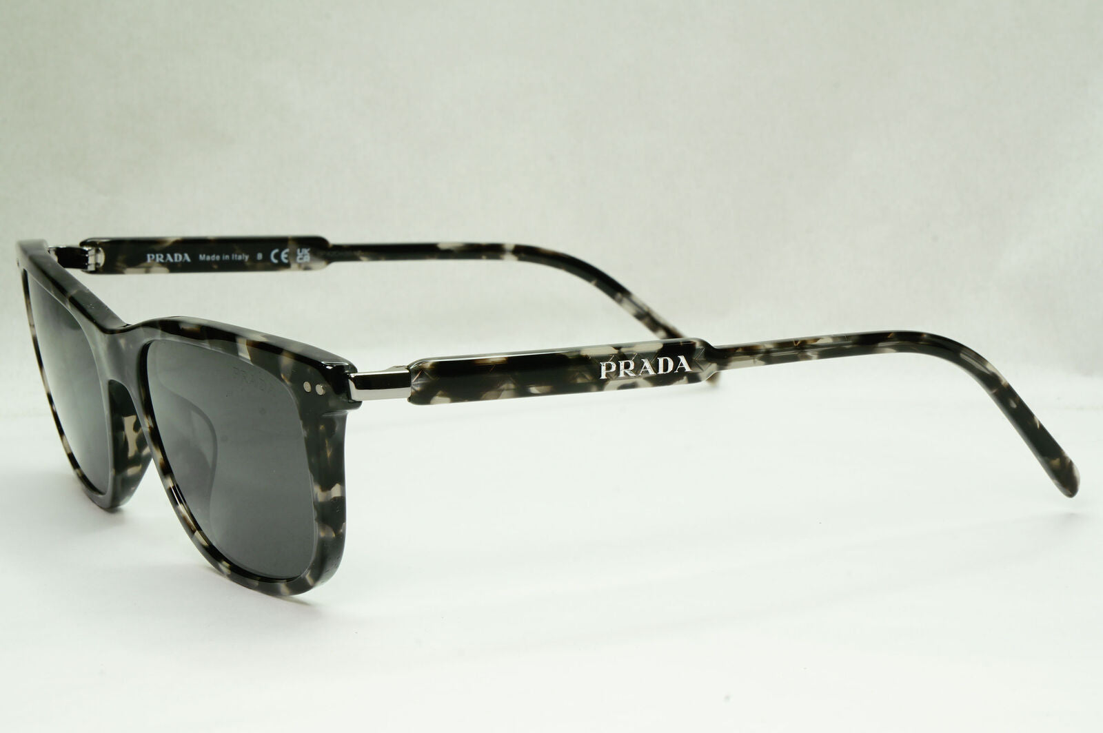 Prada Sunglasses Glass Lens Grey Tortoiseshell Havana PR18YS SPR 18Y 19A-09C