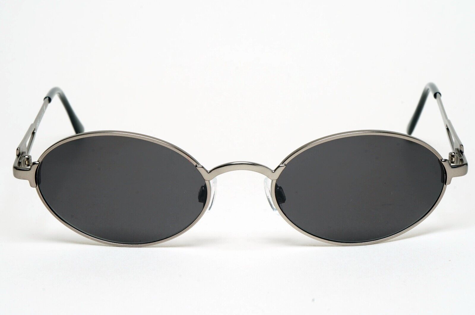 Versus Sunglasses 1996 by Gianni Versace Vintage Gunmetal Oval MOD R11 COL 948
