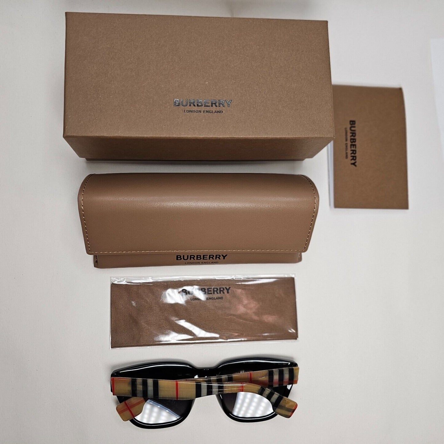 Burberry Sunglasses Polarised Plaid Black Brown Square Mammoth B 4277 3757/T3