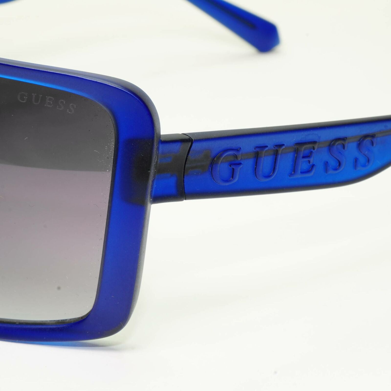 Guess Mens Shield Visor Sunglasses Blue Black Gradient Smoke GU 00022 91B Ski