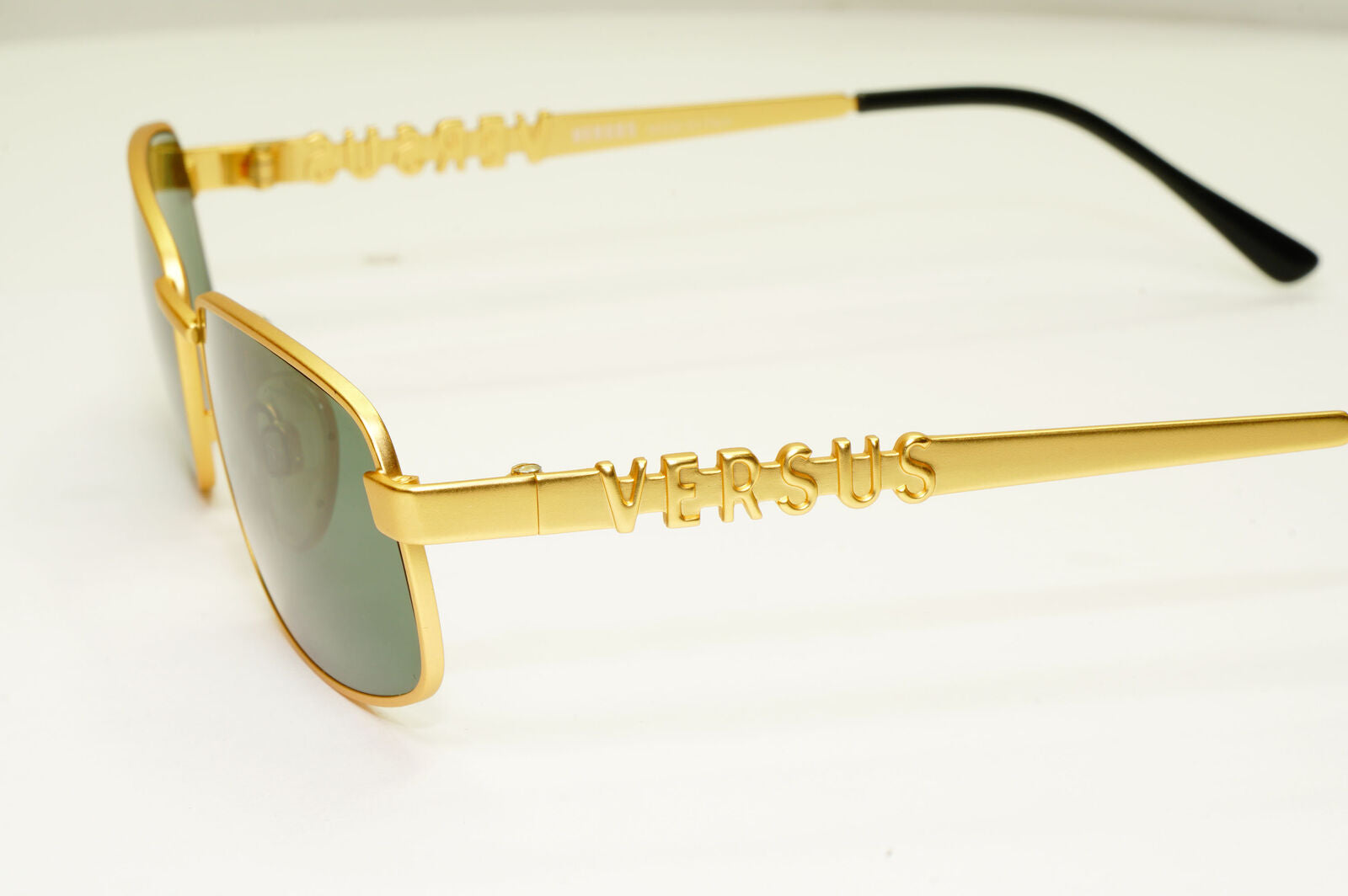 Versus 1995 Vintage Gold Green Metal Sunglasses Gianni Versace MOD R27 COL 13M