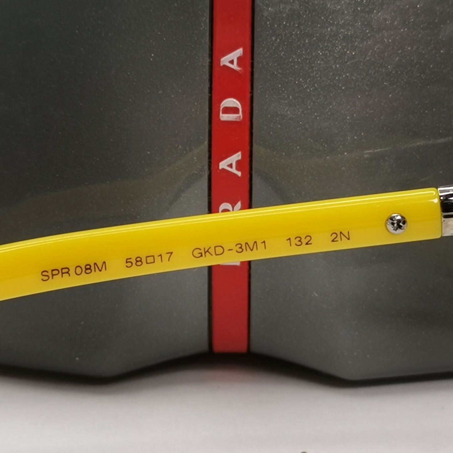 Prada 2011 Sunglasses Black Yellow Square Wrap PR08MS SPR 08M GKD-3M1 240123