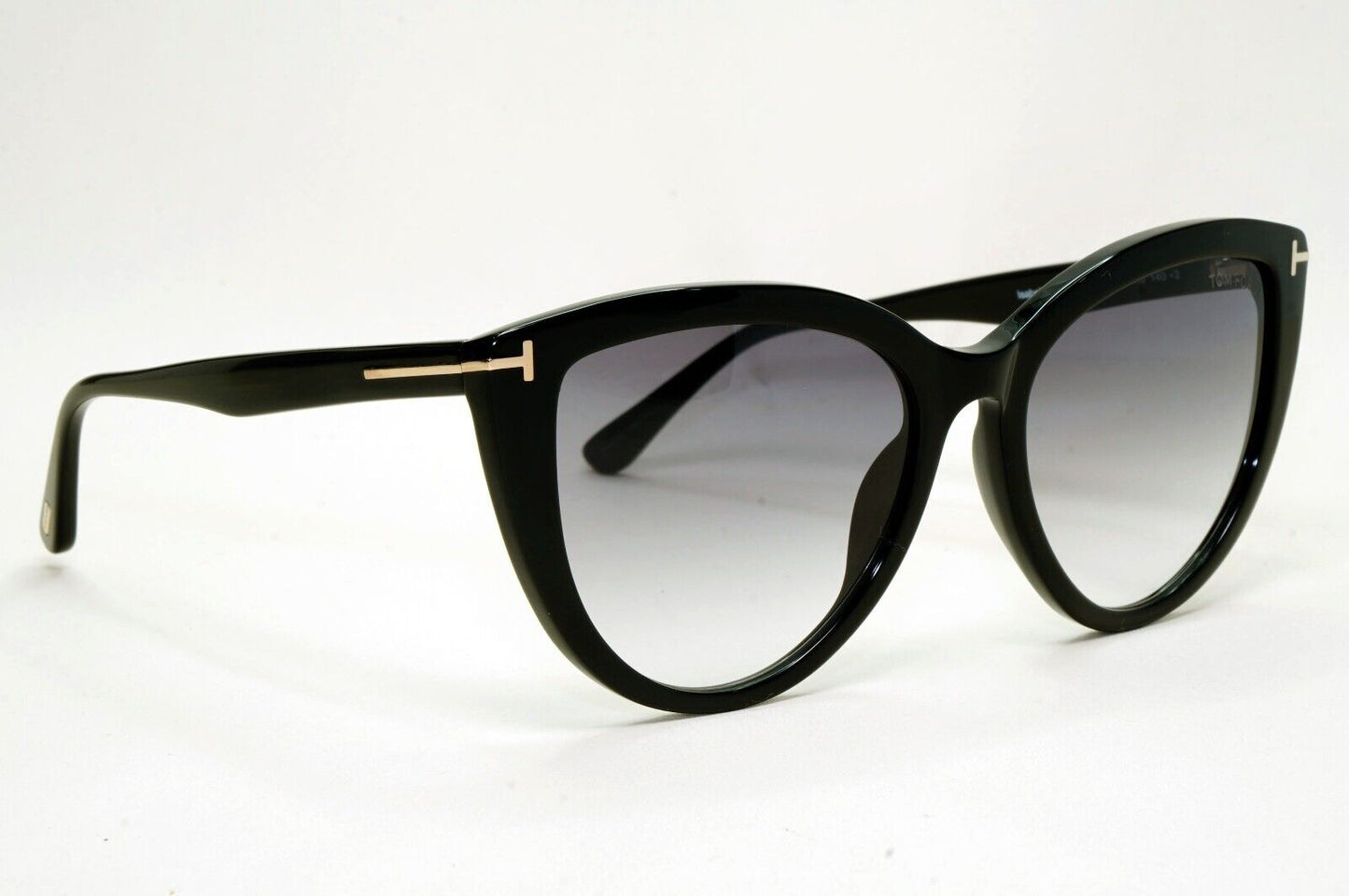 Tom Ford Sunglasses Isabella-02 Black Grey Gradient Cat Eye FT0915 TF 915 01B