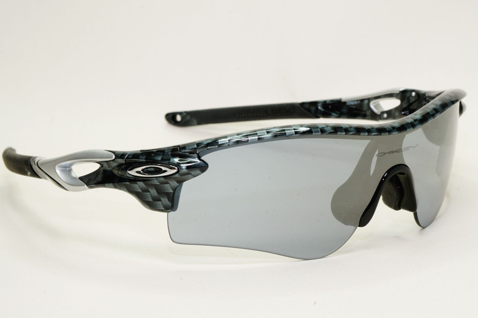 Oakley Sunglasses RadarLock Path A Carbon Fiber Slate Iridium OO 9206 11 [a]