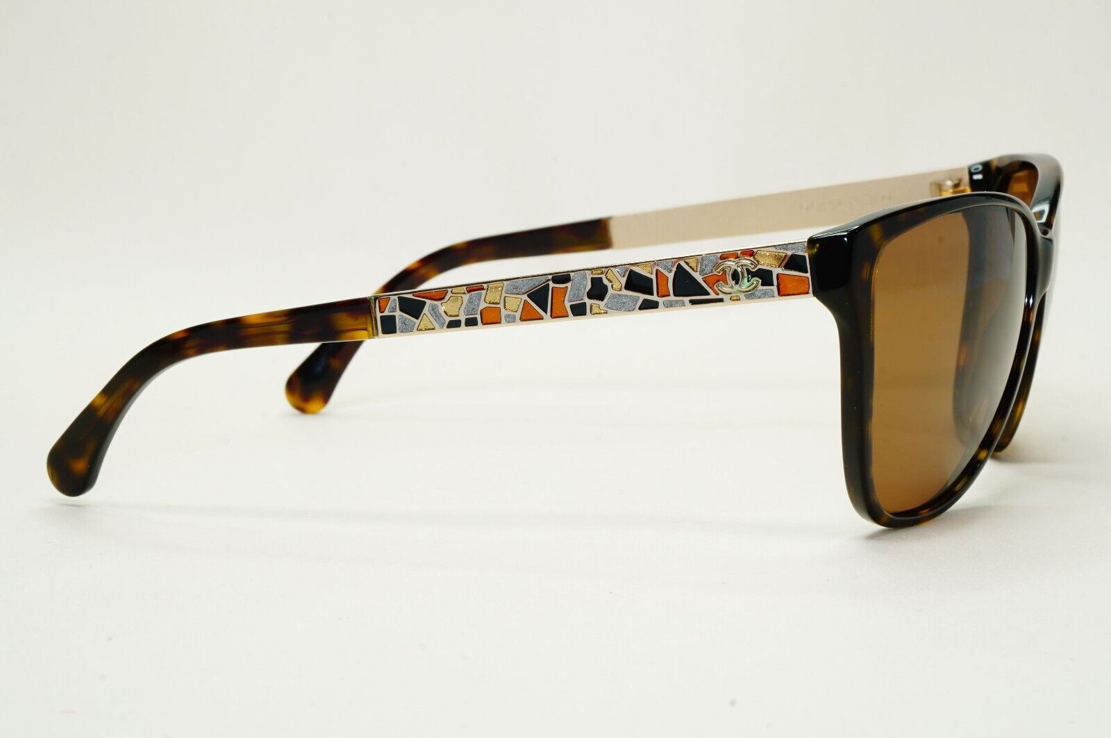 Chanel Sunglasses 2011 Vintage Brown Tortoise Mosaic Square 5222 c.714/3B 081124