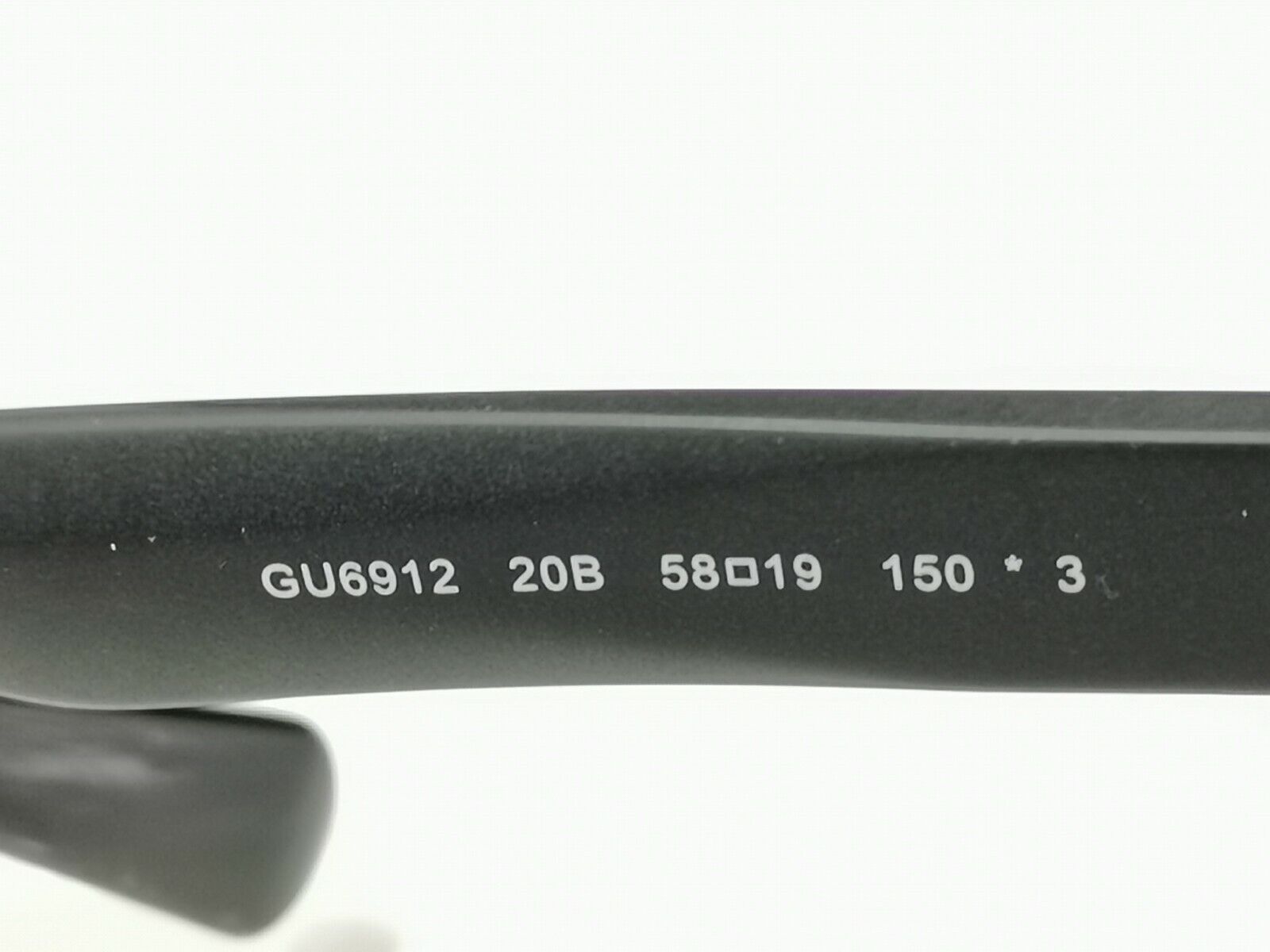 Authentic GUESS Mens Sunglasses Grey Black Gradient Smoke Square GU 6912 20B