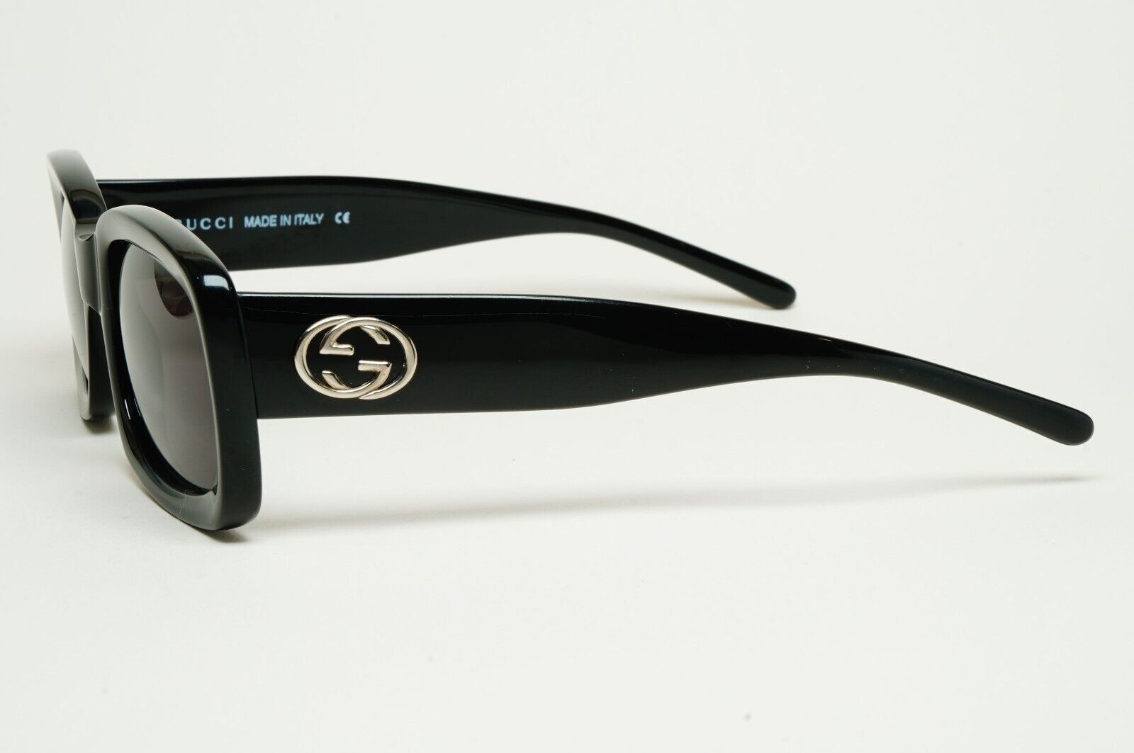 Gucci Sunglasses 1997 Vintage Black Square Retro GG 2407/S 807 51mm 110225