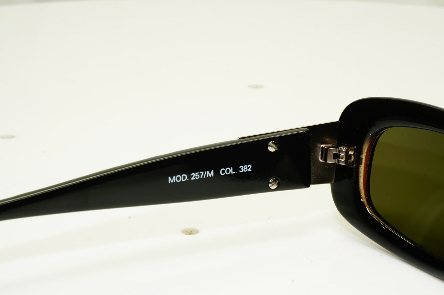 Gianni Versace 1996 Unisex Vintage Brown Medusa Sunglasses MOD 257/M COL 382