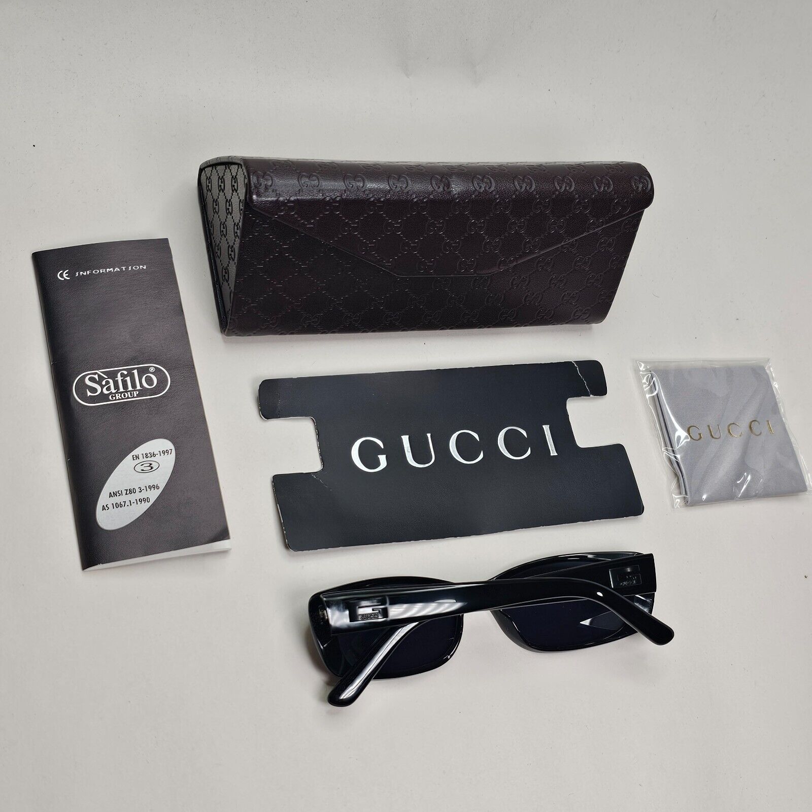 Gucci Sunglasses 1997 Vintage Black Grey Rectangle GG 2453/S 807 52mm 011124